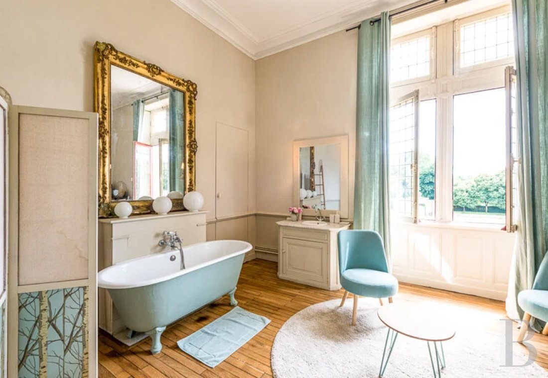 A family chateau in the heart of a vast 200-hectare estate north-west of Nantes, in the Loire-Atlantique - photo  n°8